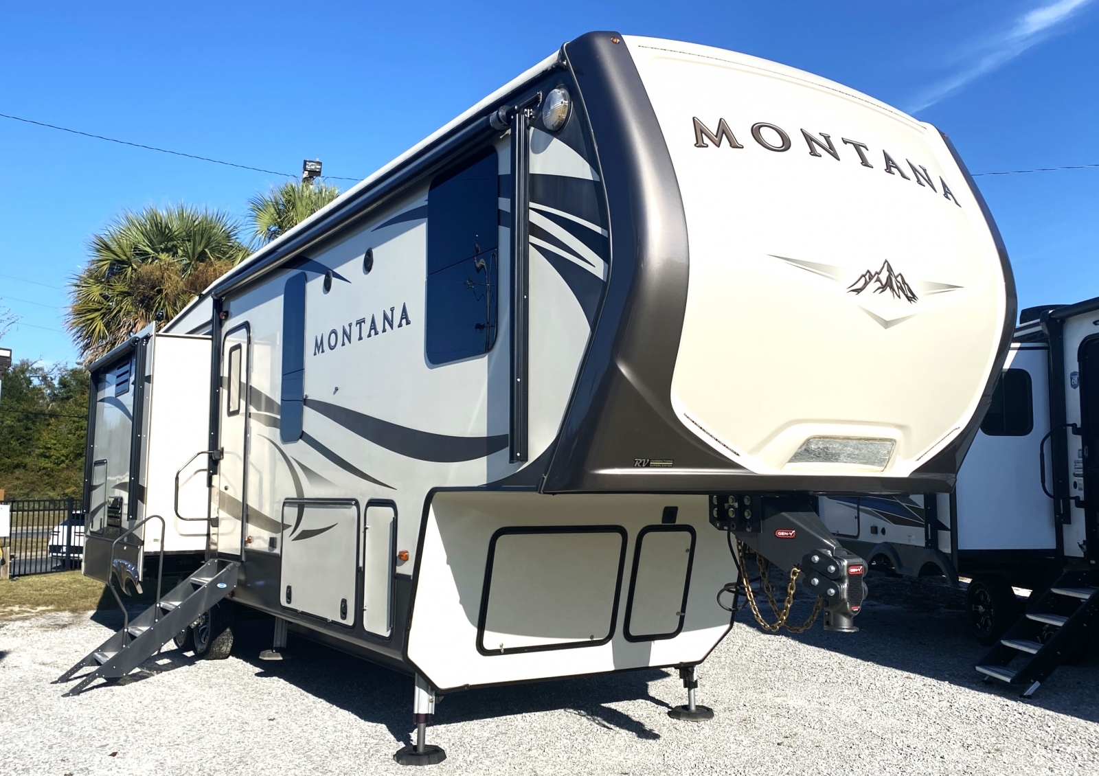 2017 Keystone Rv Montana 3160RL in panama city FL
