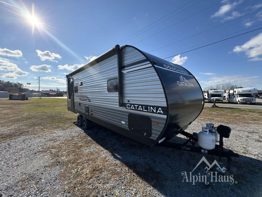 2026 Coachmen Rv Catalina Summit Series 8 231MKS in gansevoort NY