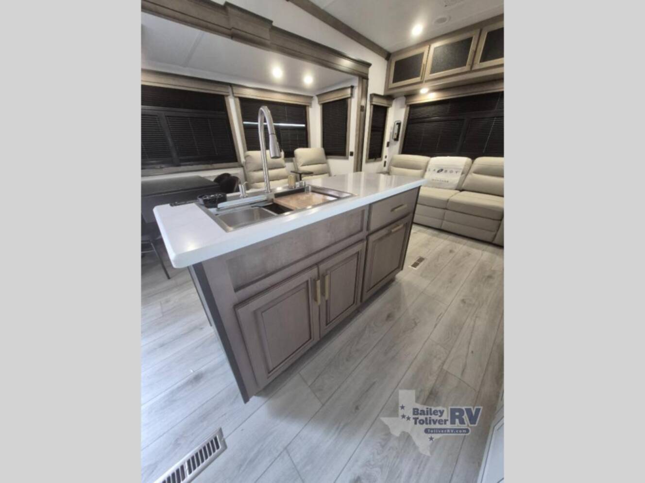 A photo of this 2026 Keystone Rv Montana 3231CK