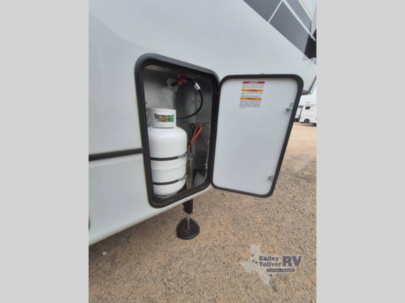 A photo of this 2026 Keystone Rv Montana 3231CK