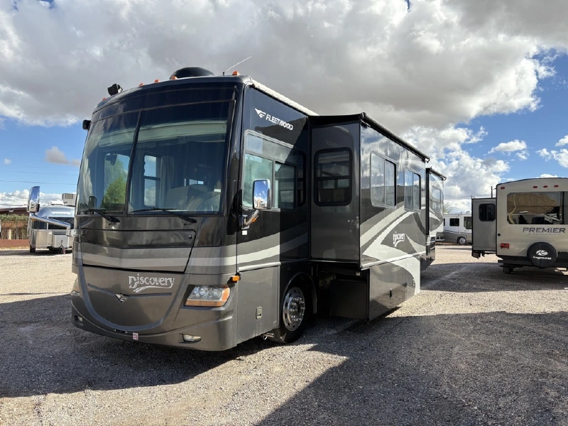 2007 FLEETWOOD DISCOVERY 39L
