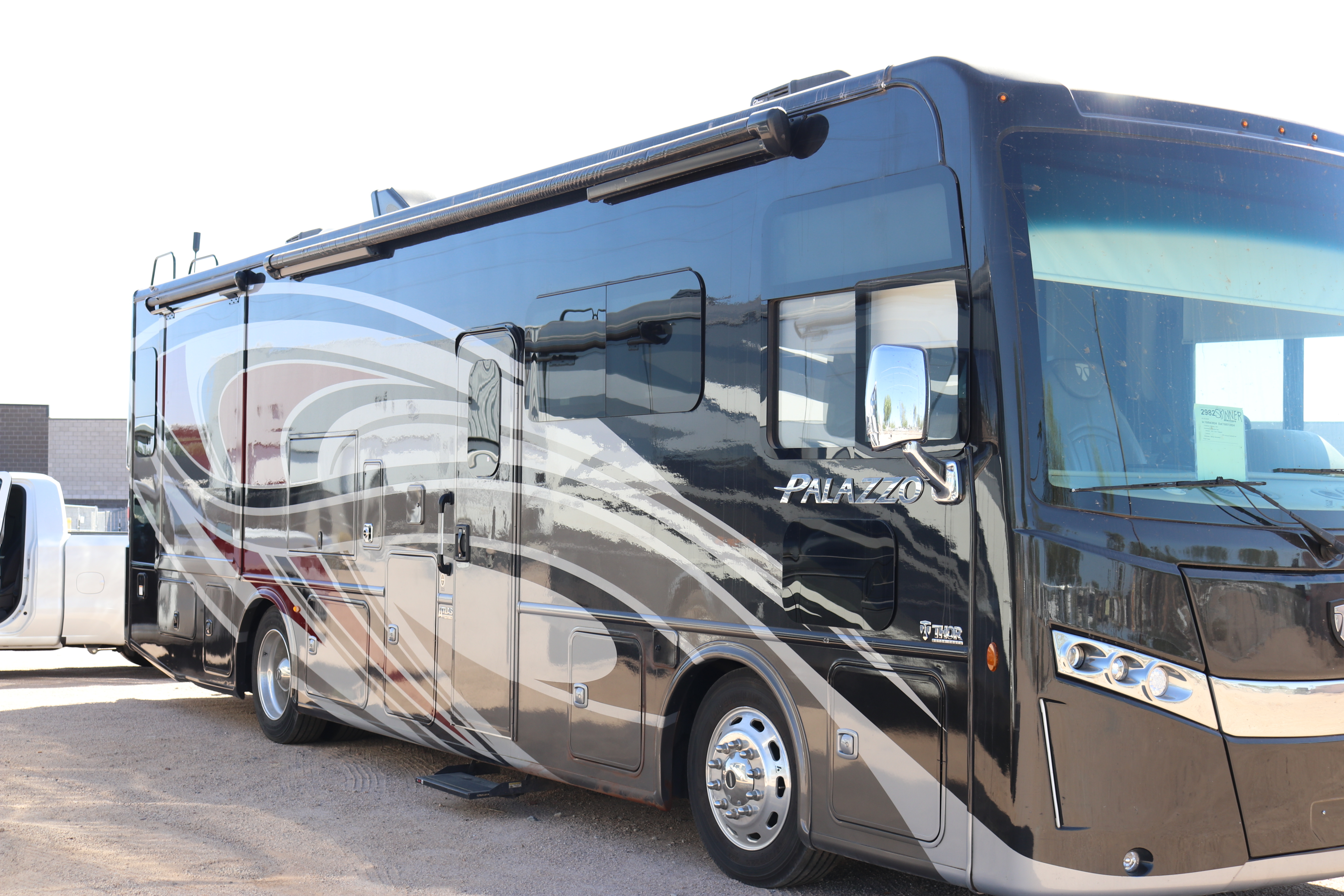 2021 Thor Motor Coach PALAZZO 33 5 in mesa AZ