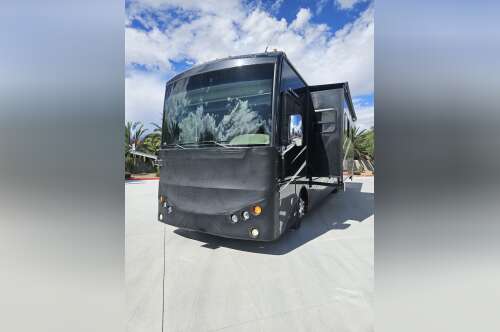 2014 Fleetwood EXPEDITION 40X in las vegas NV
