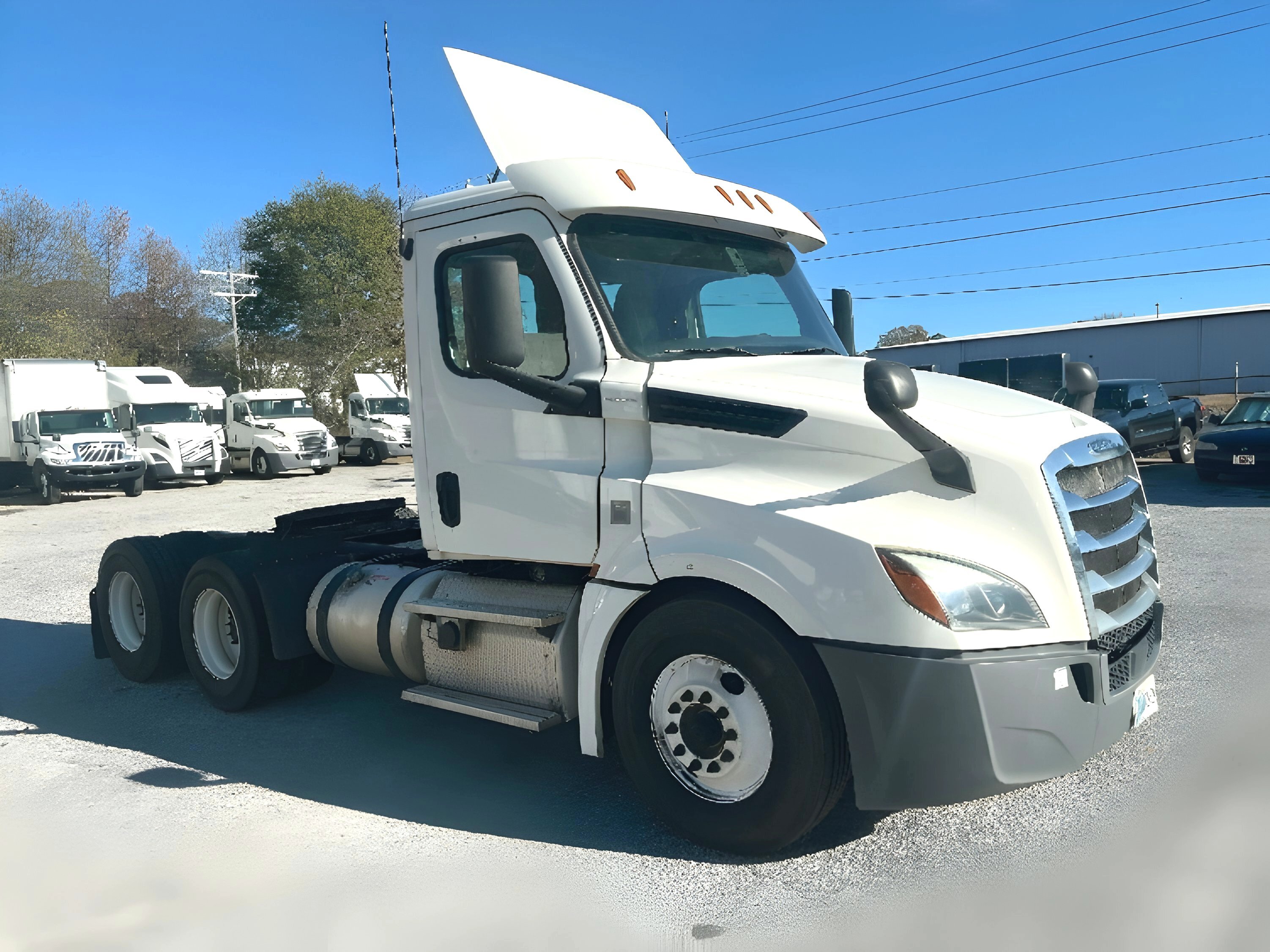 2019 FREIGHTLINER CASCADIA 126 in Greer, SC