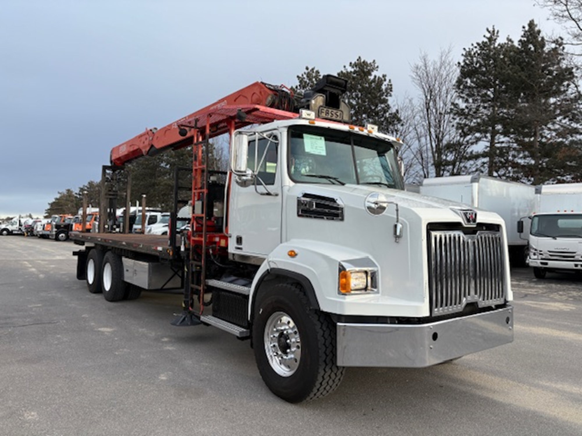 2015 Western Star 4700 photo 2