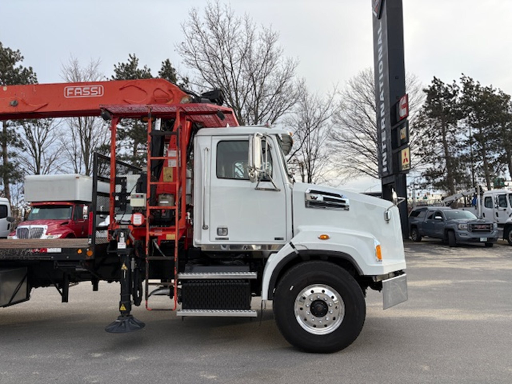 2015 Western Star 4700 photo 3