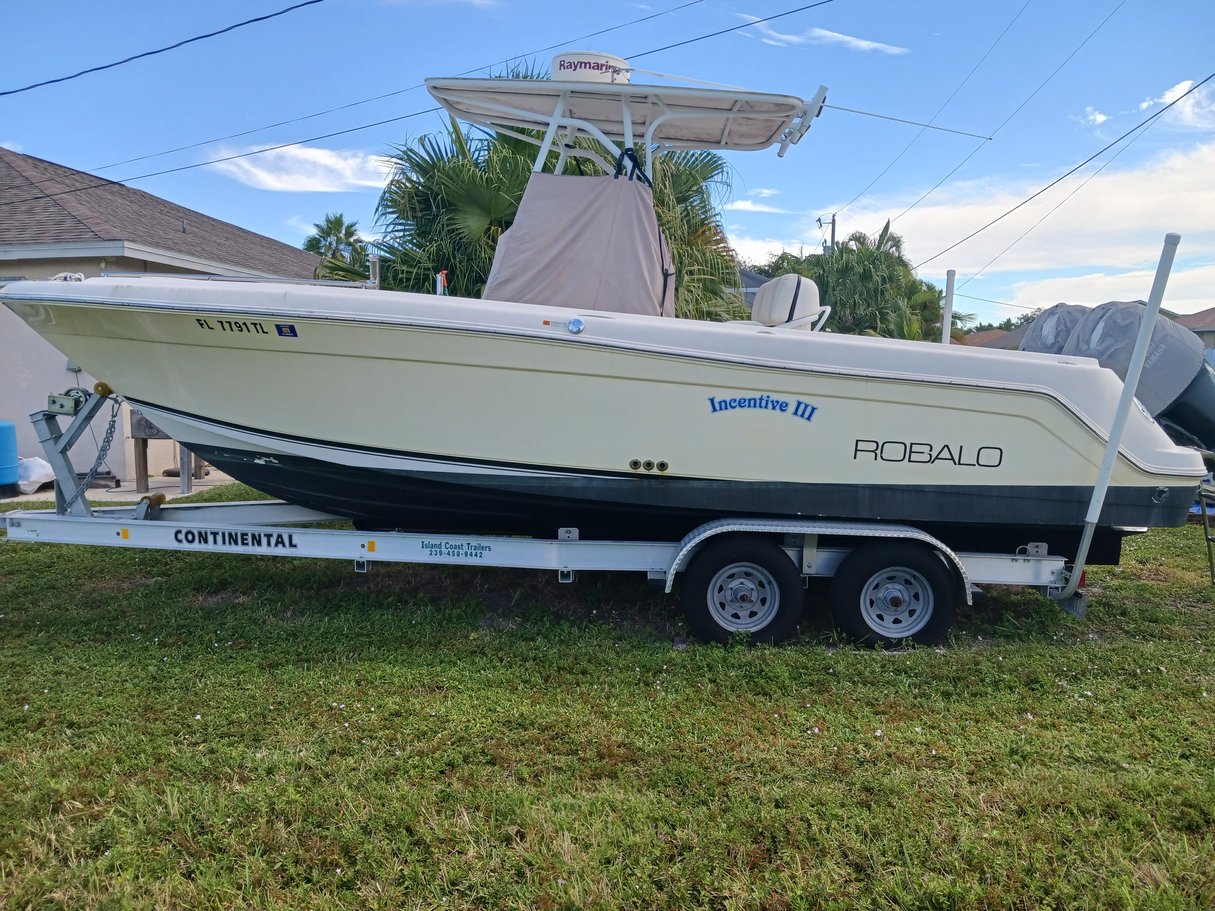 2004 Robalo 260 Center Console in cape coral FL