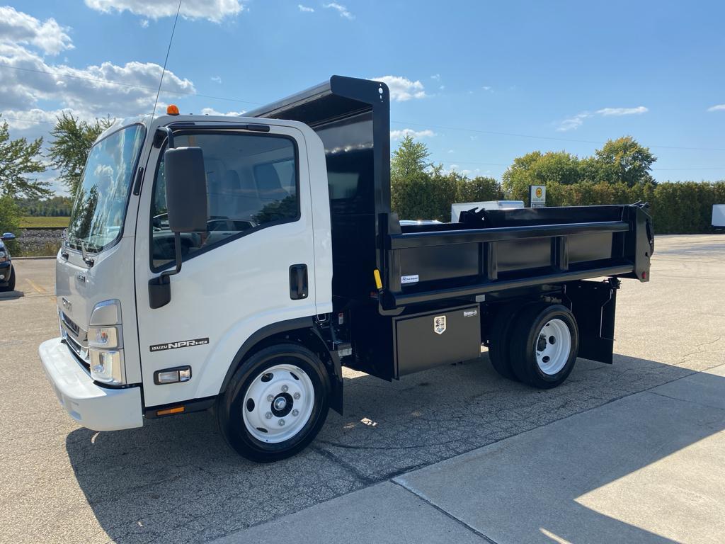 2025 Isuzu NPR photo 4