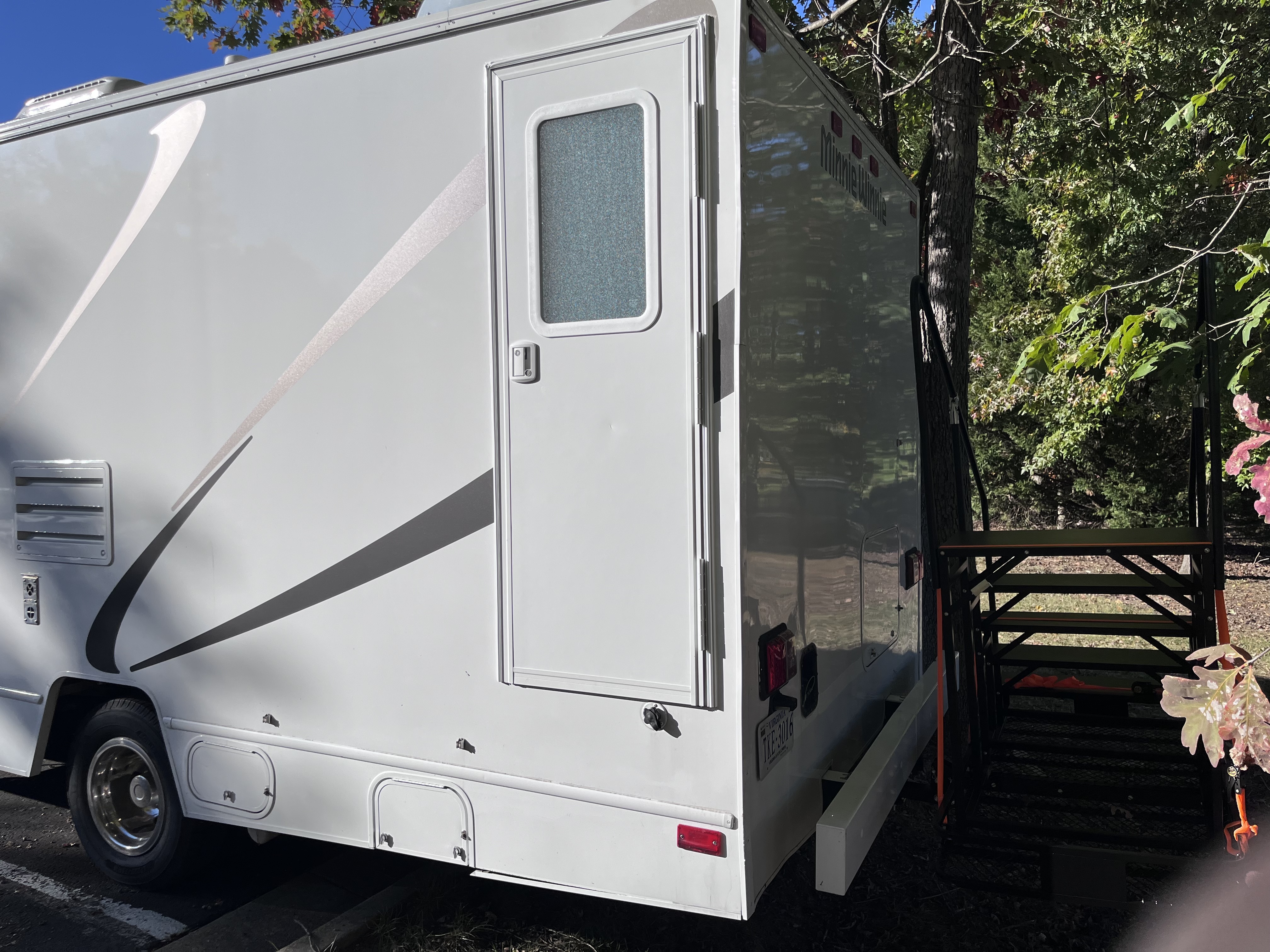 2020 Thor Motor Coach FOUR WINDS MAJESTIC 23A in glen allen VA