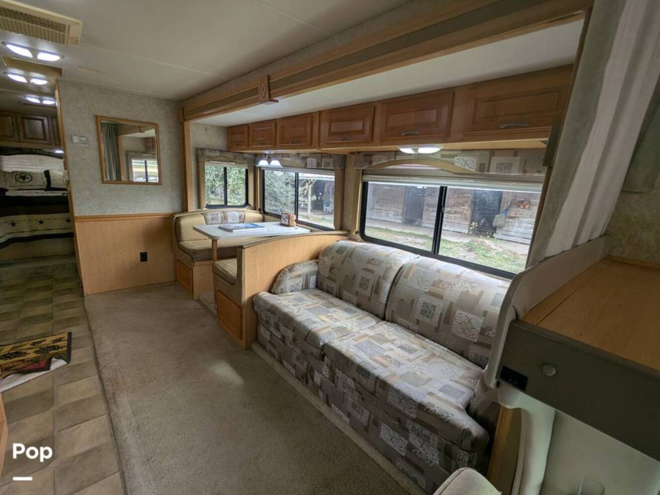 A photo of this 2008 Four Winds Kodiak 32B