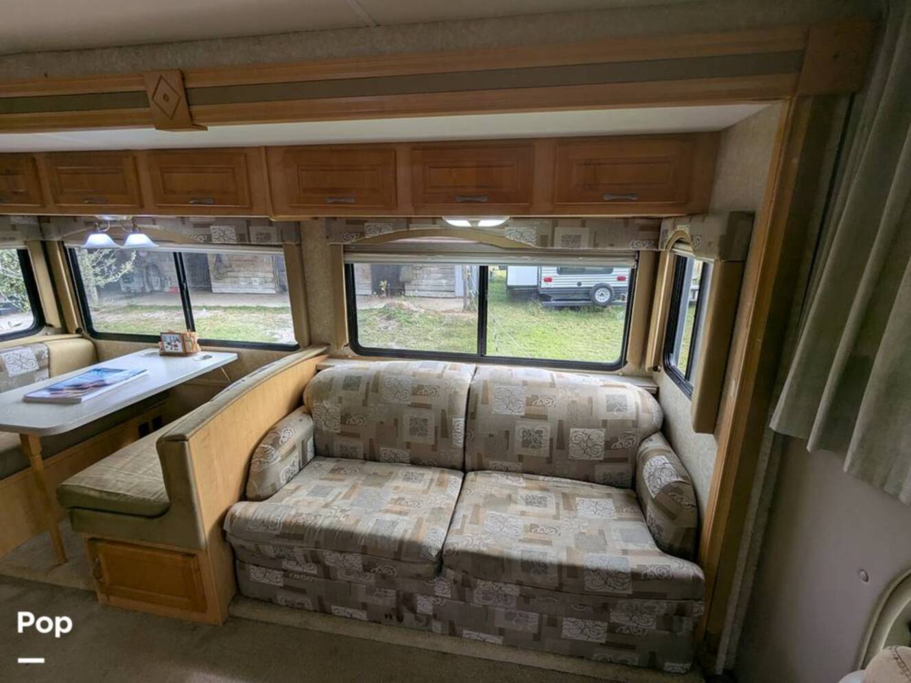 A photo of this 2008 Four Winds Kodiak 32B