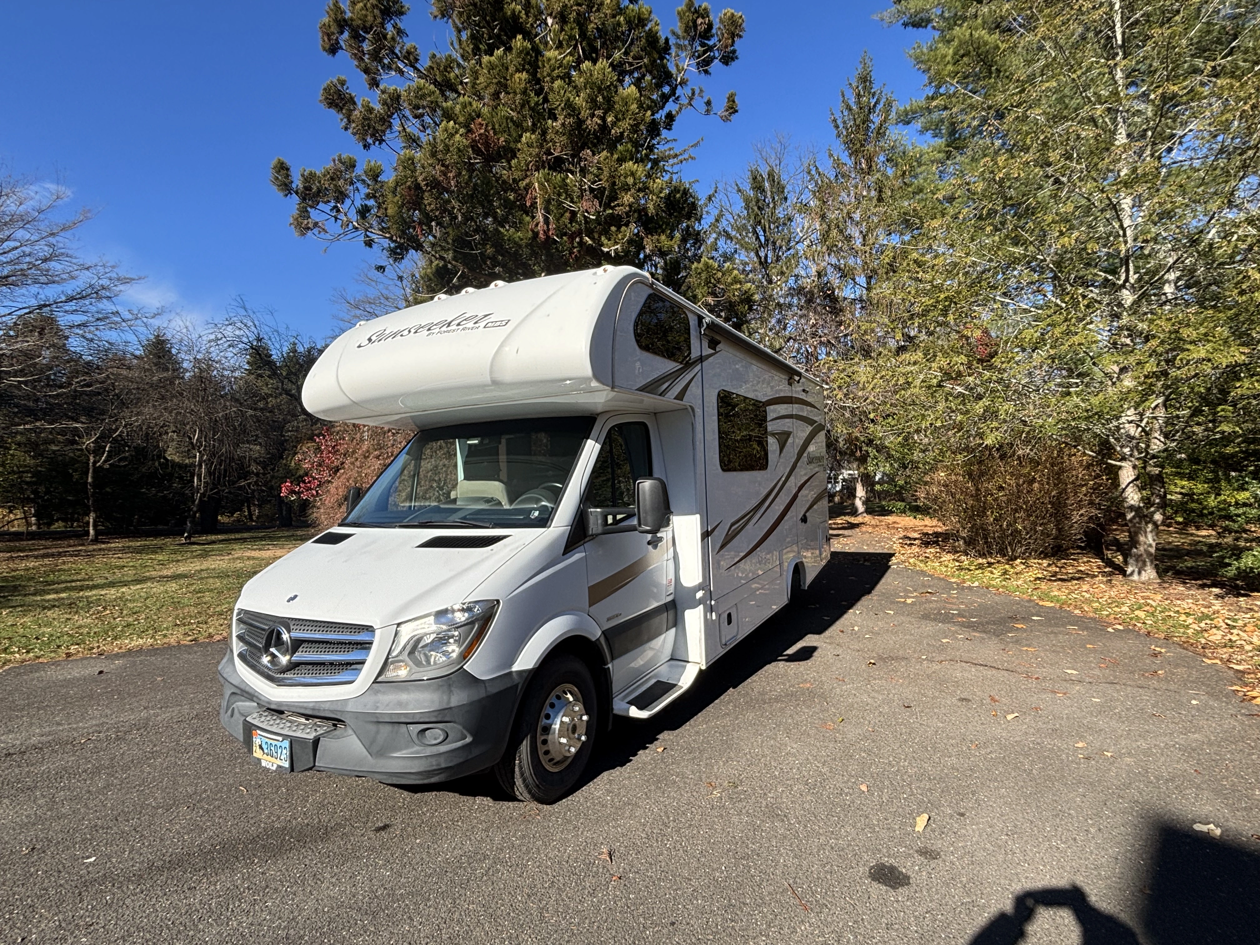 2015 Forest River SUNSEEKER 2400 RV