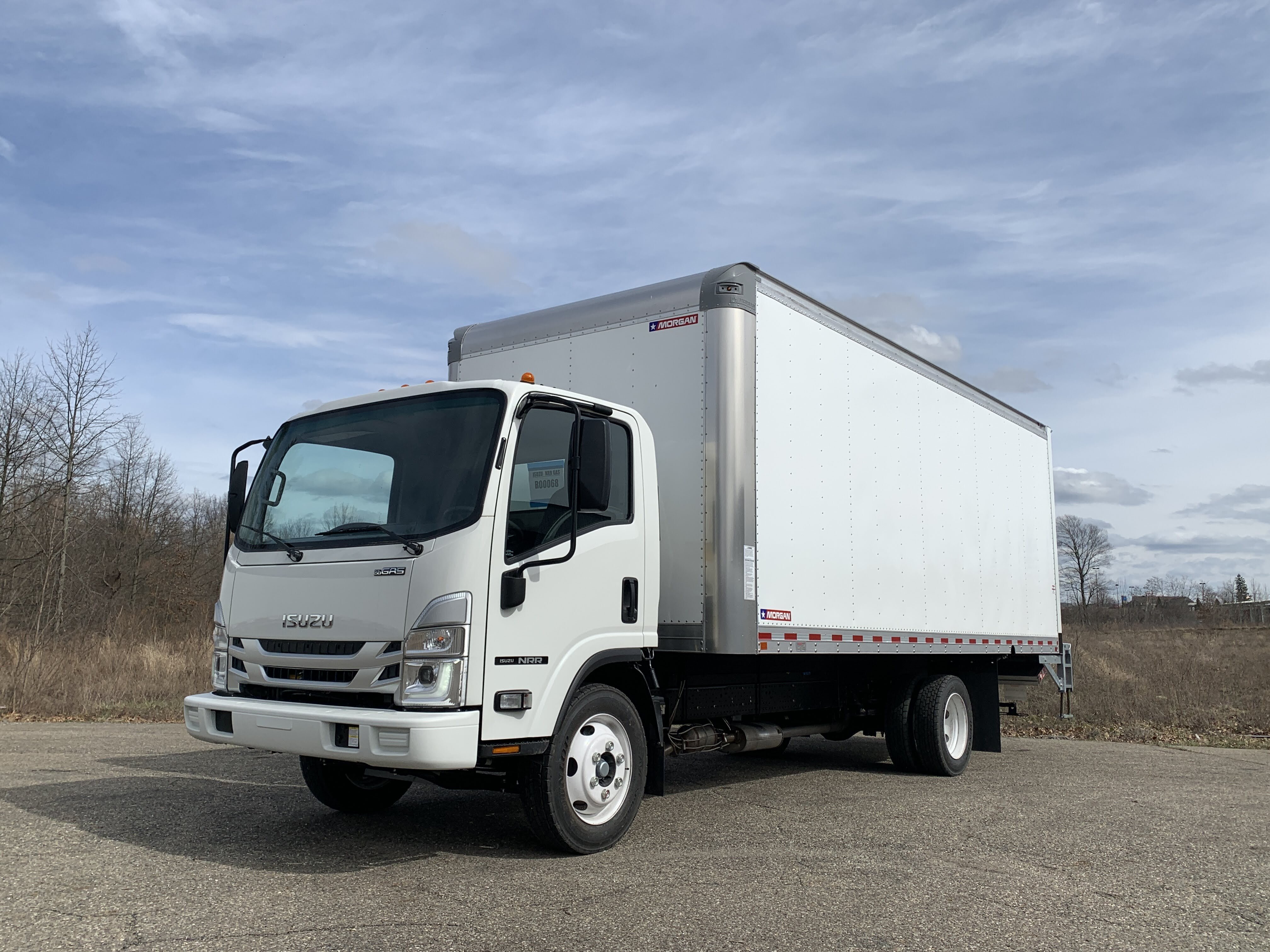 2025 ISUZU NRR GAS in Youngstown, OH
