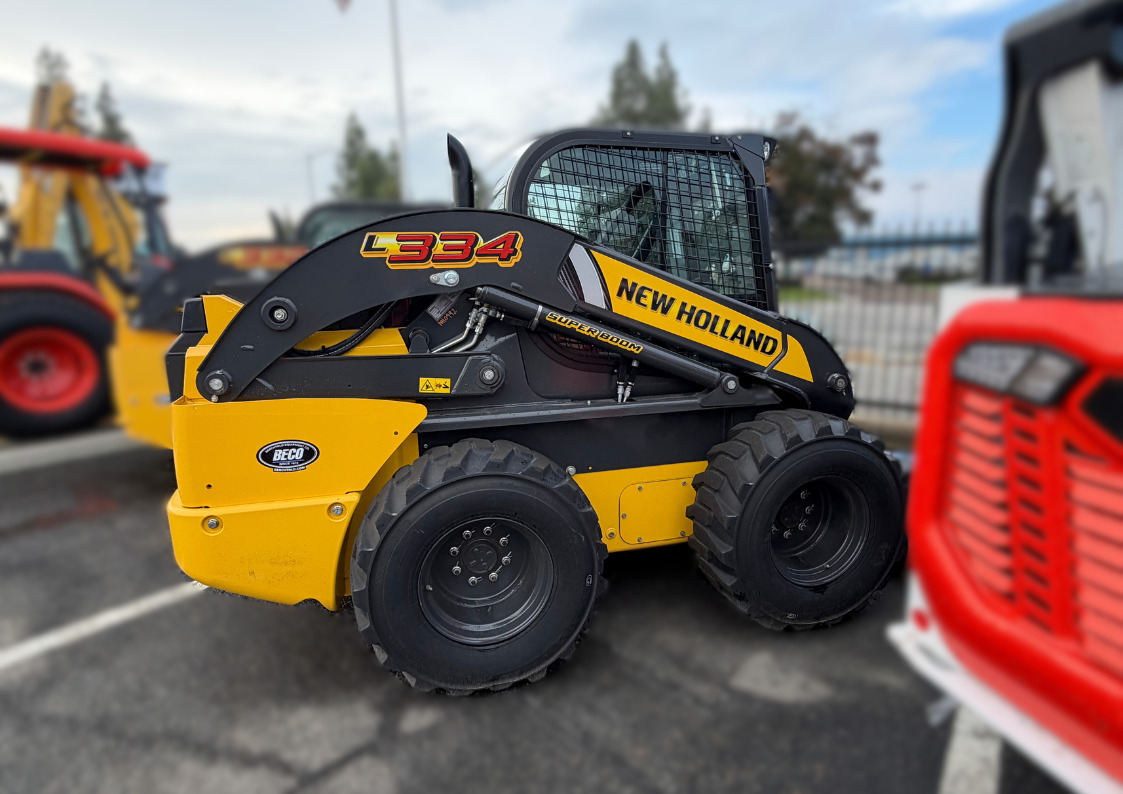 2025 NEW HOLLAND L334 in Bakersfield, CA
