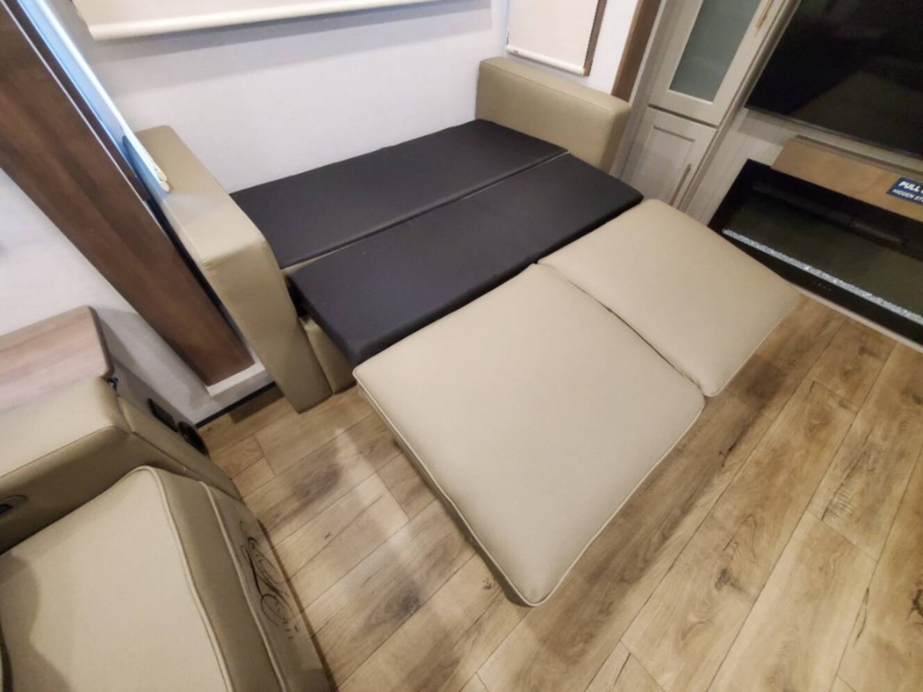 A photo of this 2026 Alliance Rv Paradigm 385FL