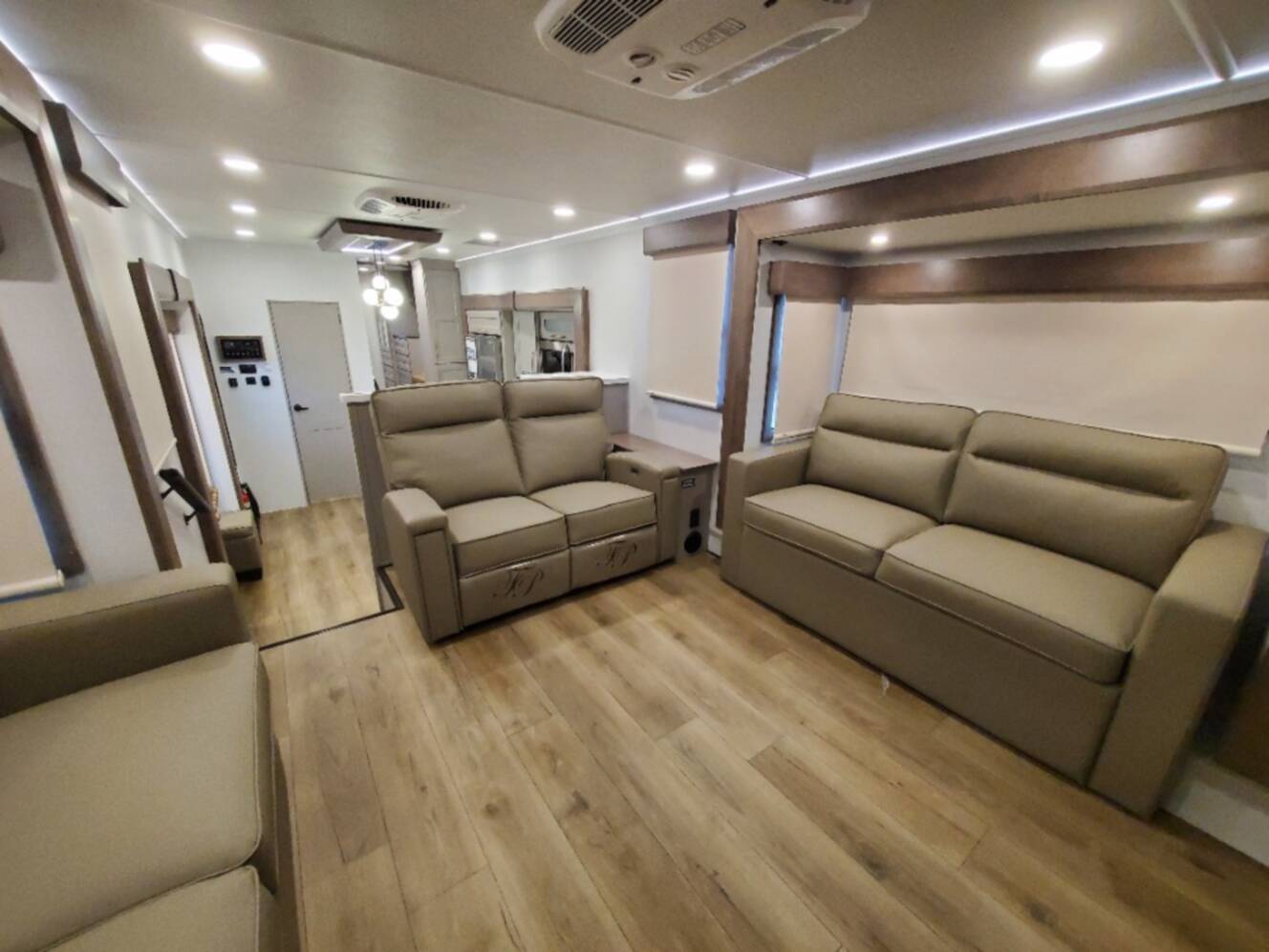 A photo of this 2026 Alliance Rv Paradigm 385FL