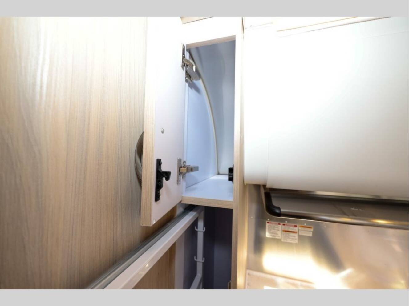 A photo of this 2026 Airstream Globetrotter 25FBQ