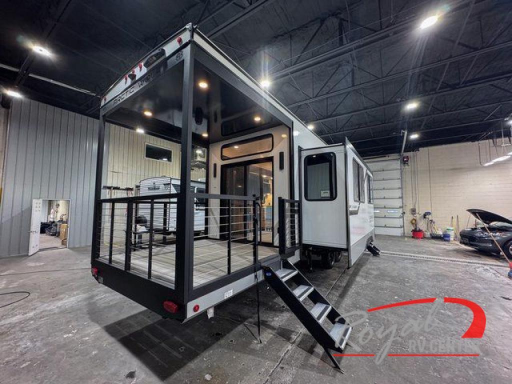 2025 Forest River Rv Cherokee Arctic Wolf Suite 3800DECK in middlebury IN
