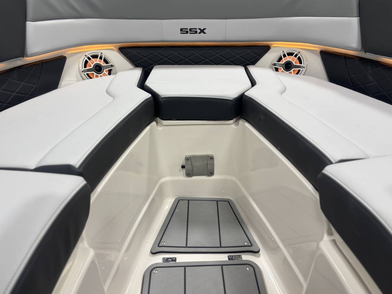 A photo of this 2026 Chaparral SSX 30