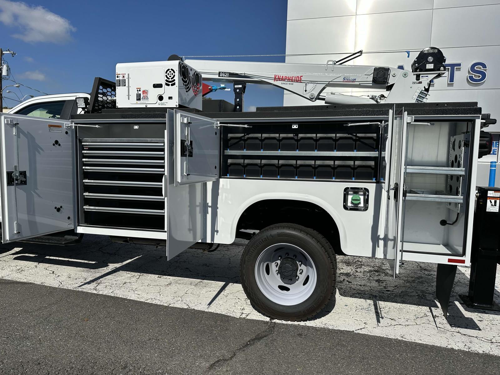 2024 Ford F-550 XL photo 4