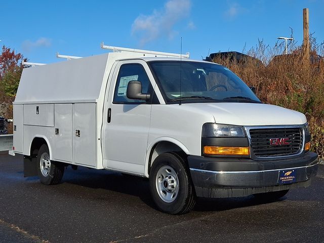 2025 GMC SAVANA in Danbury, CT