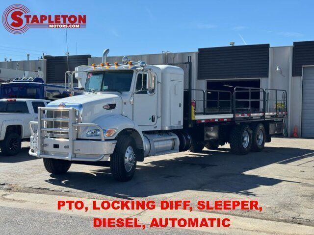 2013 PETERBILT 348 in Commerce City, CO