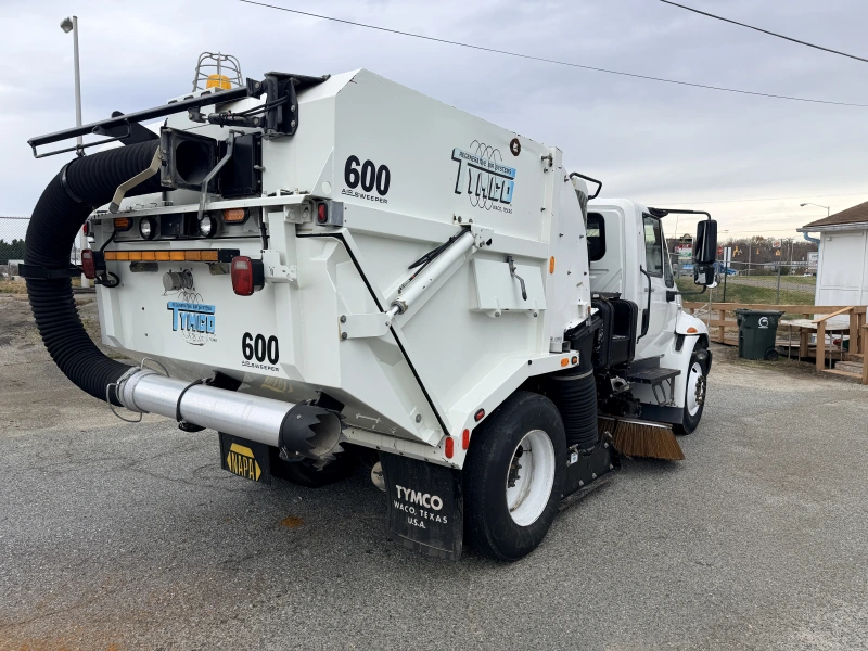2009 INTERNATIONAL 4000