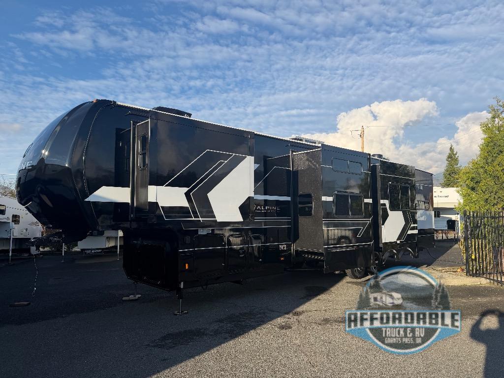 2026 Keystone Rv Alpine Avalanche Edition 379MB in grants pass OR