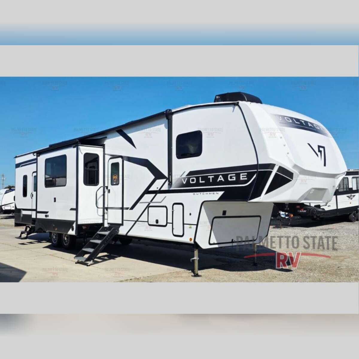 2026 Dutchmen RV Voltage V-Series 3850