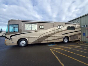 2003 Country Coach INTRIGUE in eugene OR