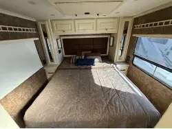 2012 TIFFIN MOTORHOMES ALLEGRO BREEZE 28BR