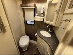 2012 TIFFIN MOTORHOMES ALLEGRO BREEZE 28BR