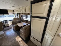 2012 TIFFIN MOTORHOMES ALLEGRO BREEZE 28BR