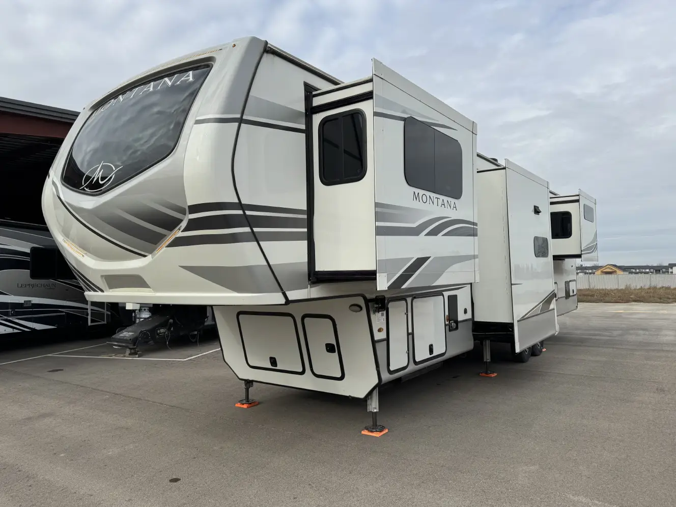 2023 Keystone MONTANA 3763BP