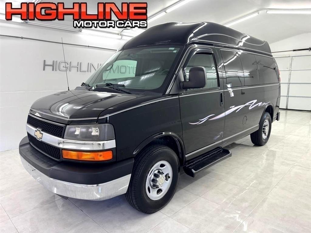 2014 Chevrolet Express Passenger in Vincentown, NJ