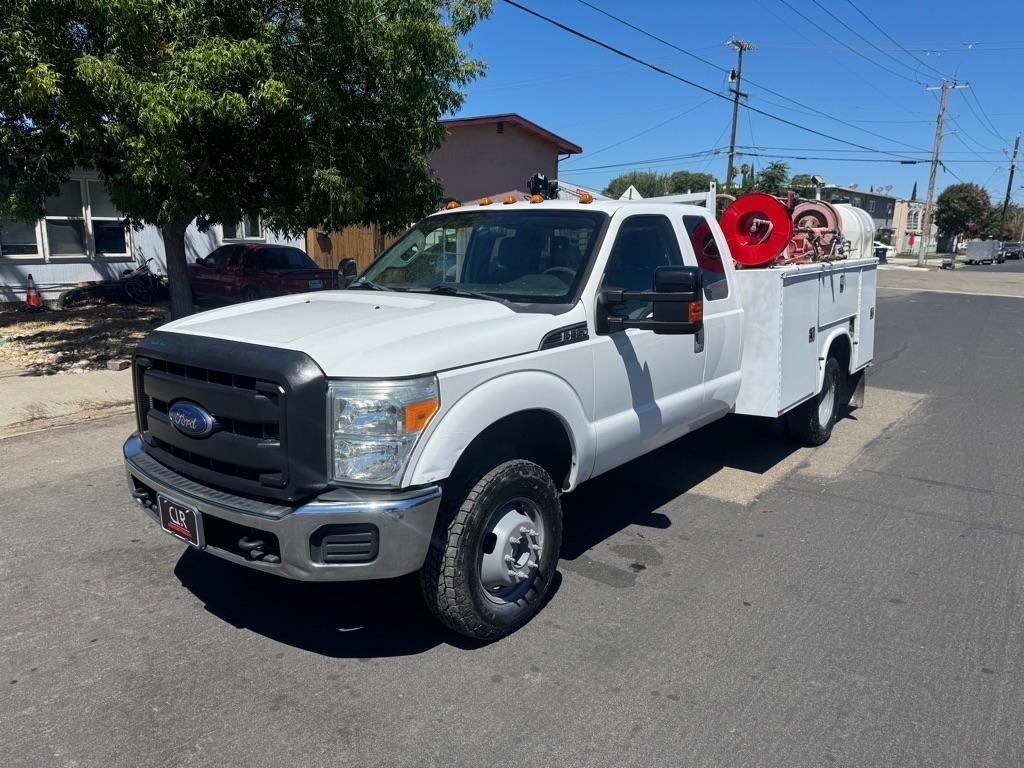 2015 FORD F350 in Livermore, CA