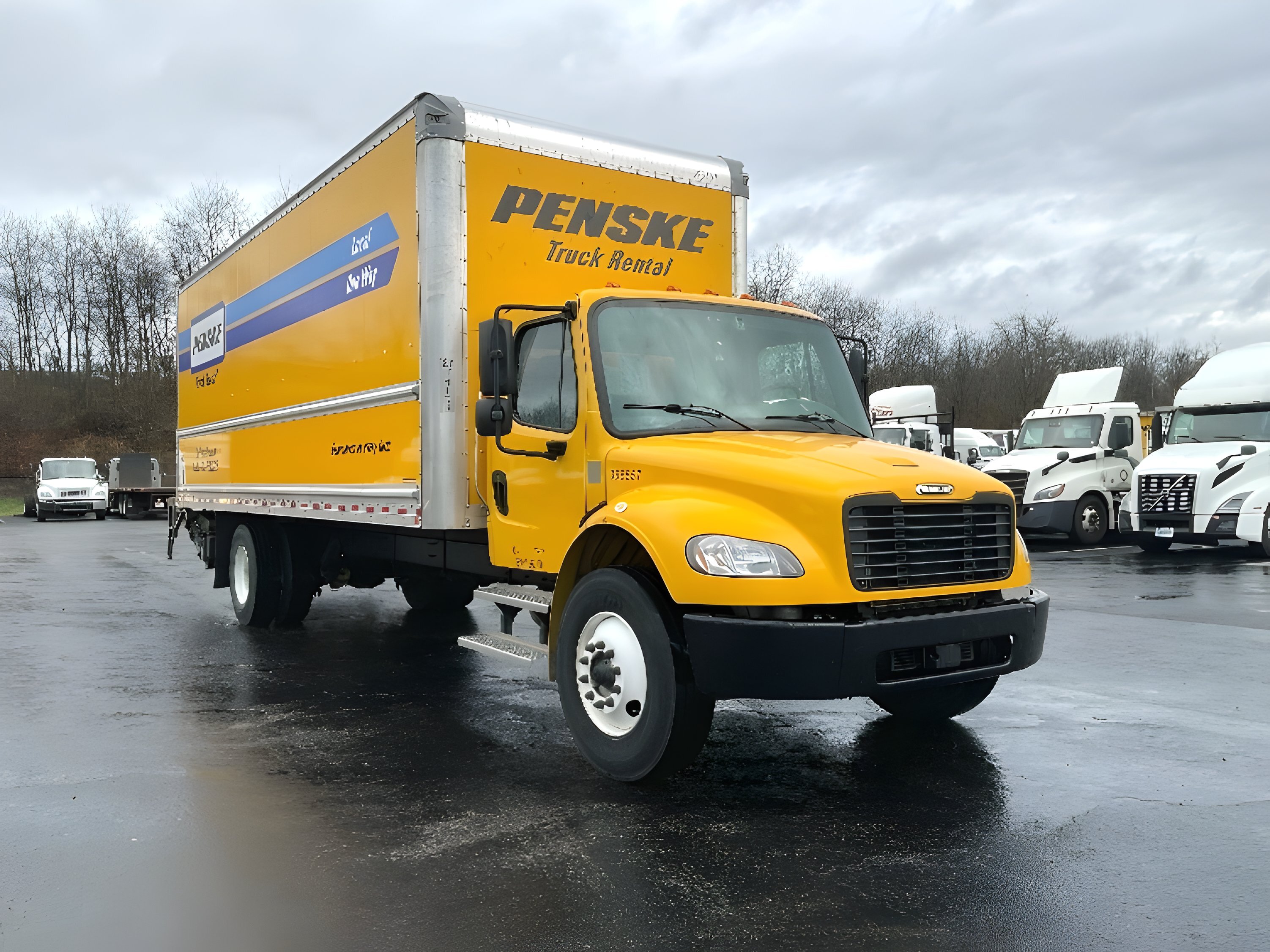 2022 FREIGHTLINER BUSINESS CLASS M2 106 in Morgantown, WV