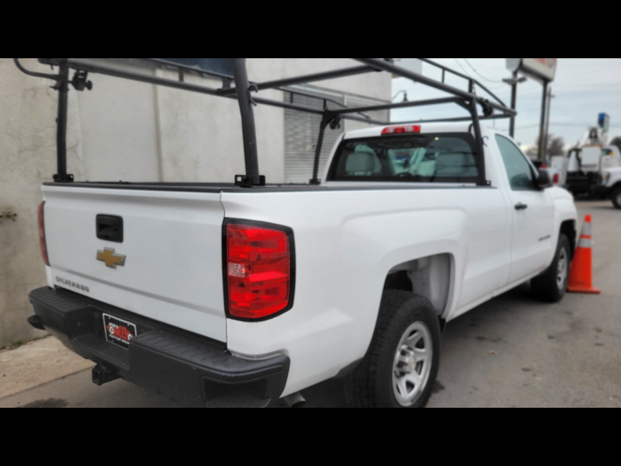 2015 CHEVROLET Silverado 1500 in Roy, UT