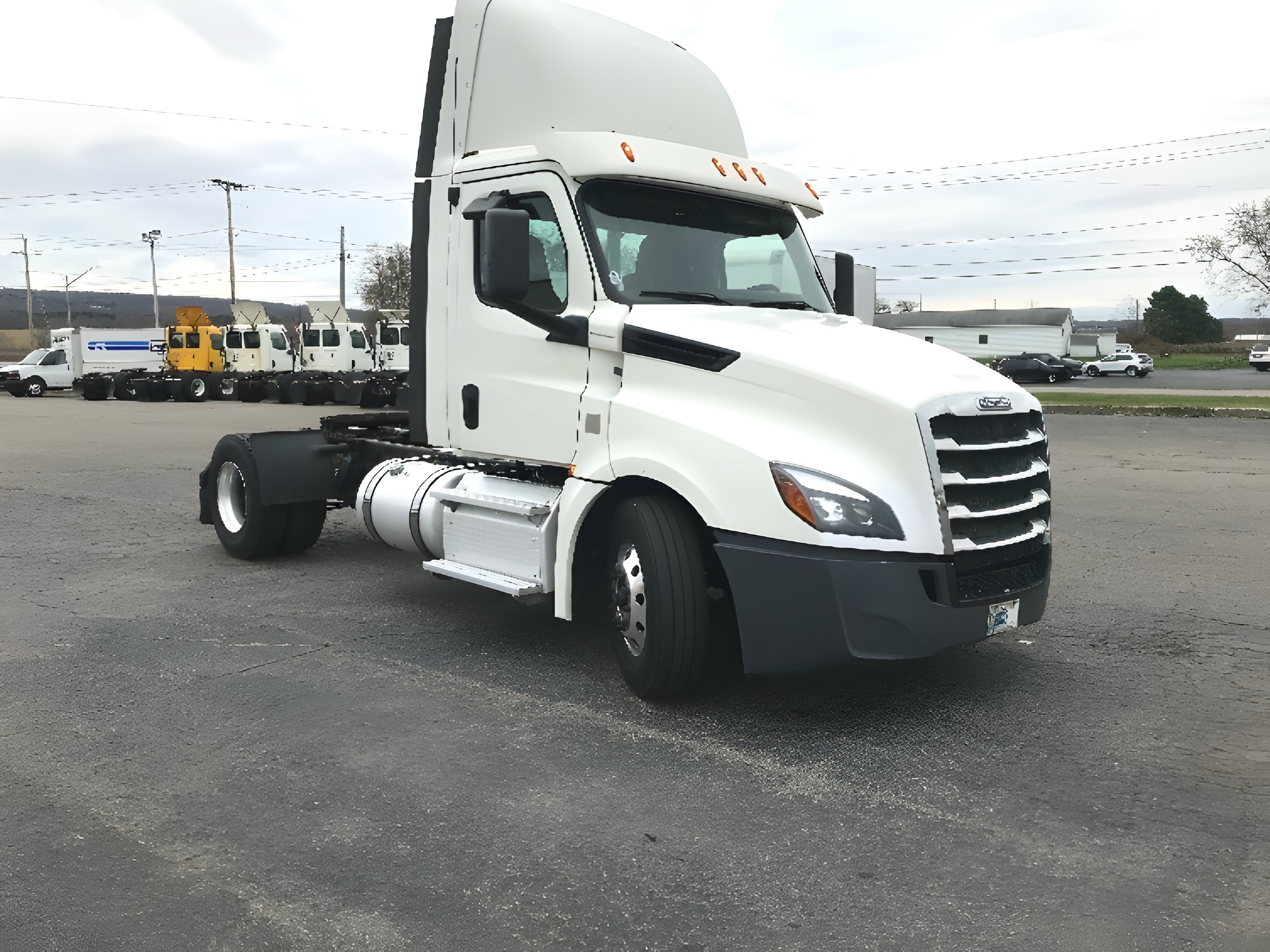2019 FREIGHTLINER CASCADIA 126 in Fredonia, NY