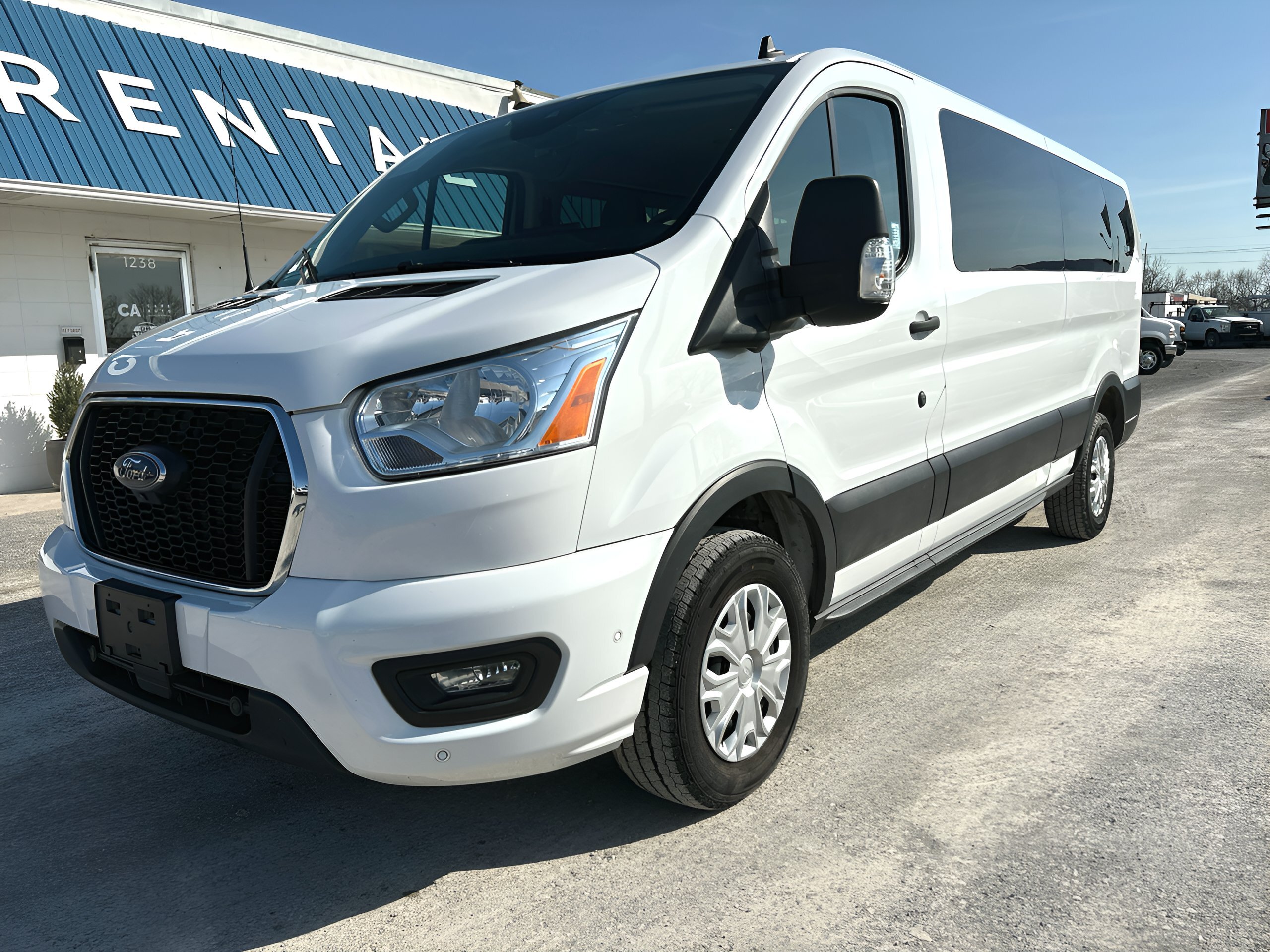 2022 FORD TRANSIT 350 in Cape Girardeau, MO