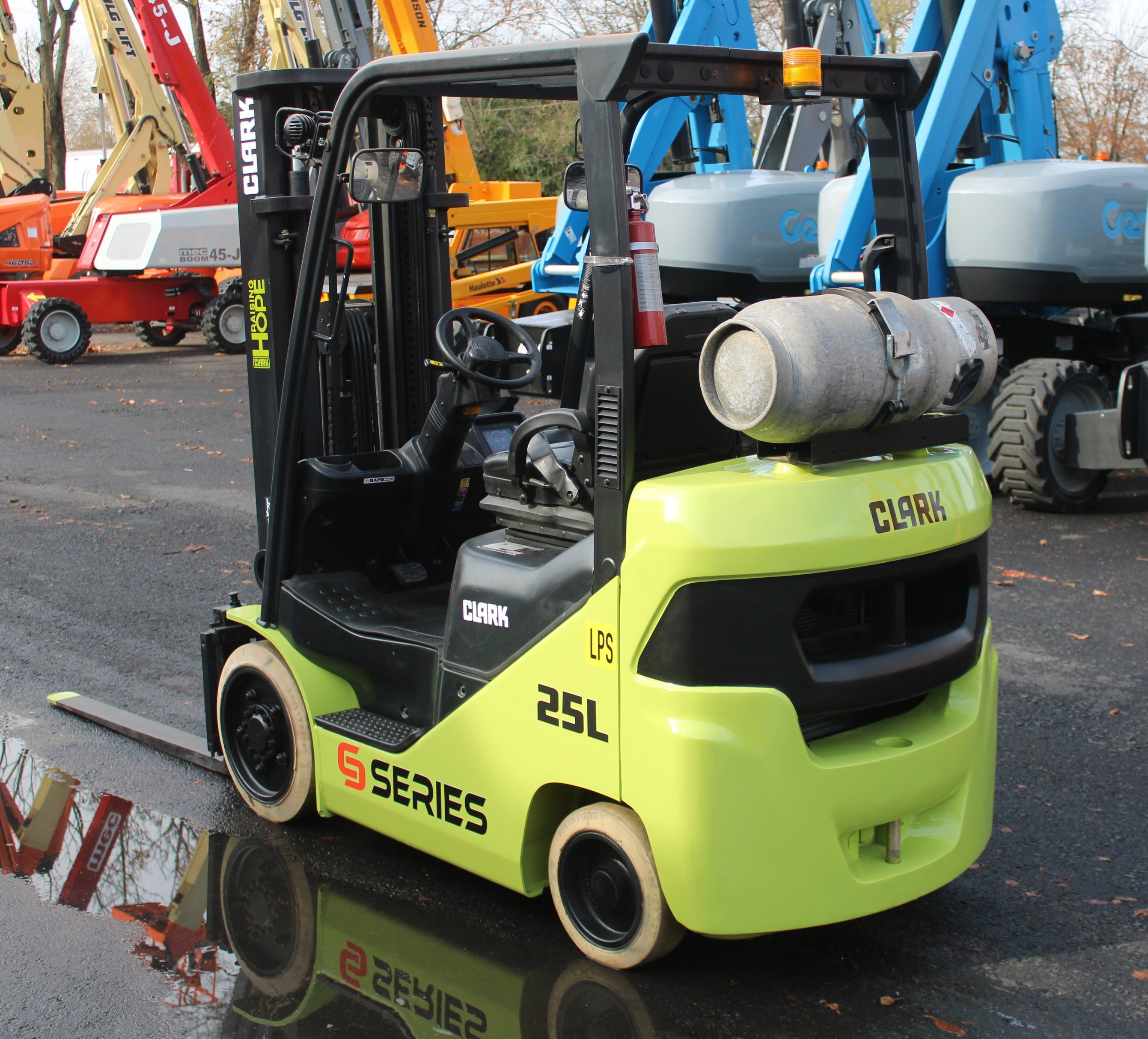 2023 Clark Material Handling Company S25CL in Bristol, PA