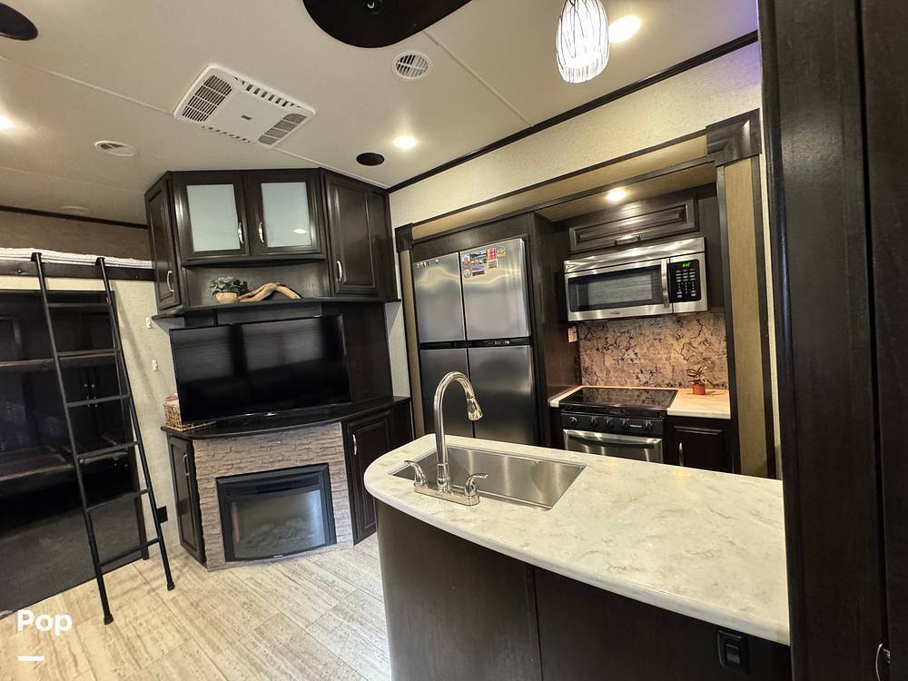 2017 Grand Design Momentum 350M in menifee CA