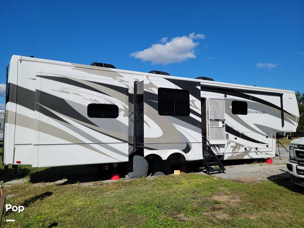 2021 Redwood Rv Redwood 4001LK in gautier MS
