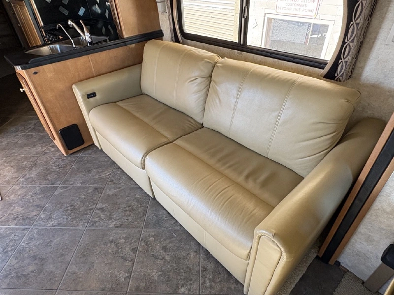 2012 ITASCA SUNCRUISER 35P