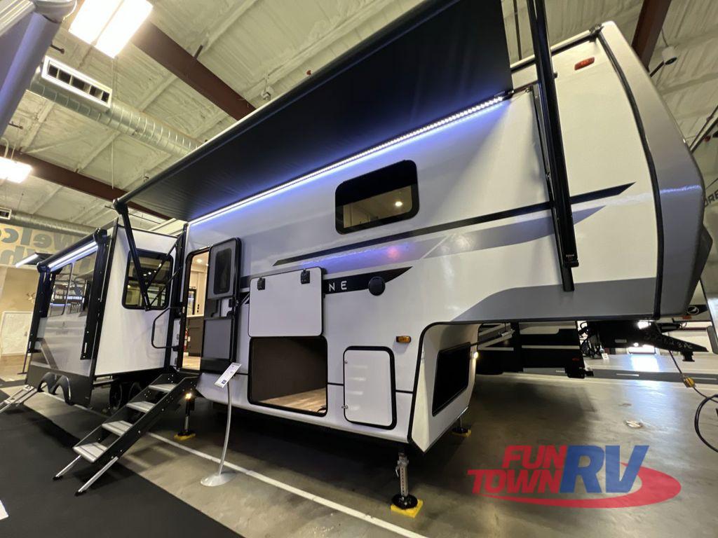 2025 Coachmen Rv Brookstone 318RLL in conroe TX