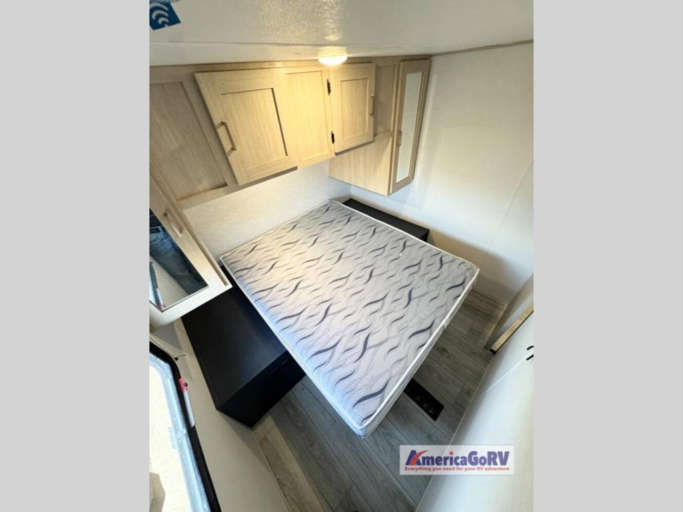 A photo of this 2024 Prime Time Rv Avenger 26BK