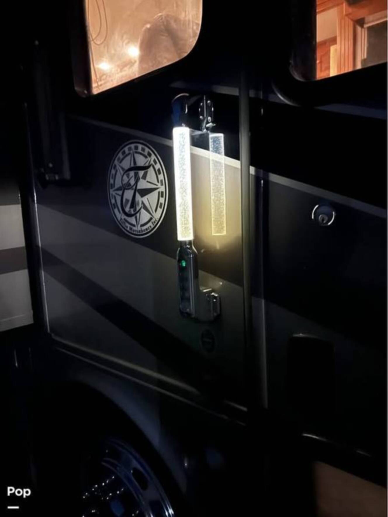 A photo of this 2007 Tiffin Allegro Bus 40QSP