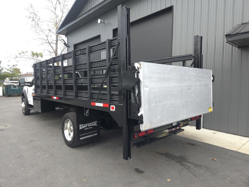 2020 Ford F-550 photo 3
