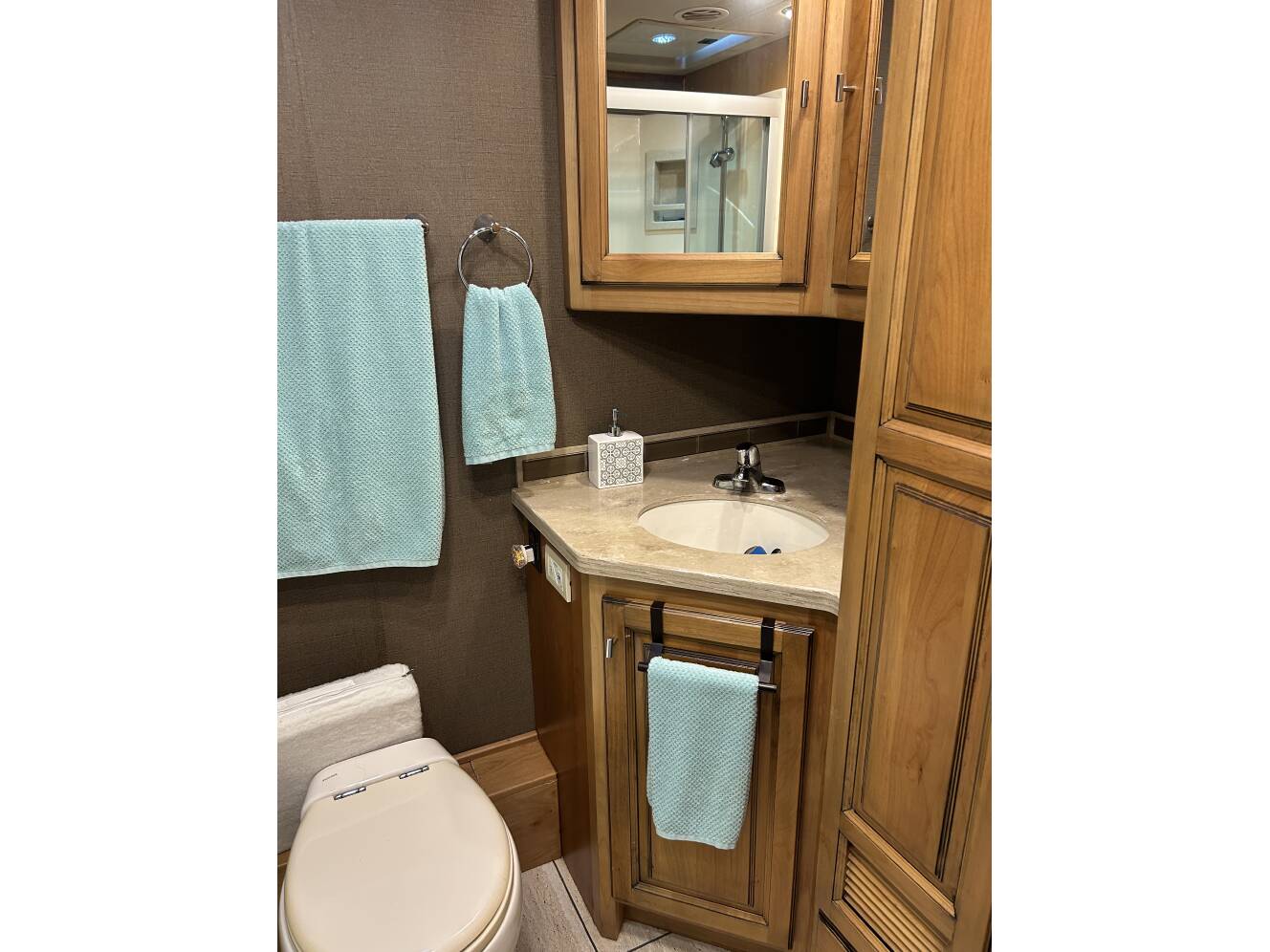 A photo of this 2018 Tiffin Motorhomes ALLEGRO OPEN ROAD 36LA