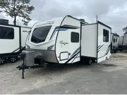 2022 COACHMEN FREEDOM EXPRESS ULTRA LITE 238BHS
